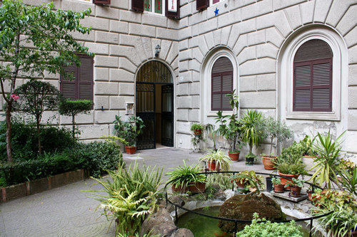 Sergio House Frühstückspension 2*